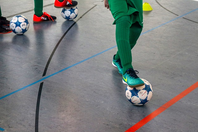 中超第9輪滄州雄獅1-2深圳隊 戴偉浚傳射建功後傷退下場.